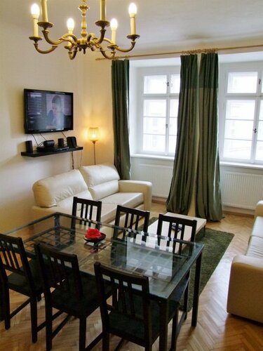 Апартаменты Old Town Square Apartments в Праге