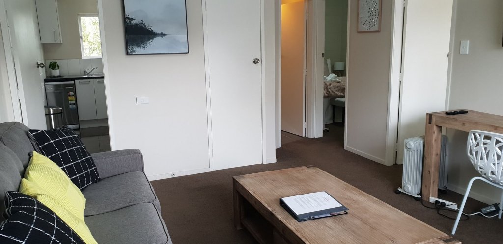 Фото Rose Apartments Hamilton