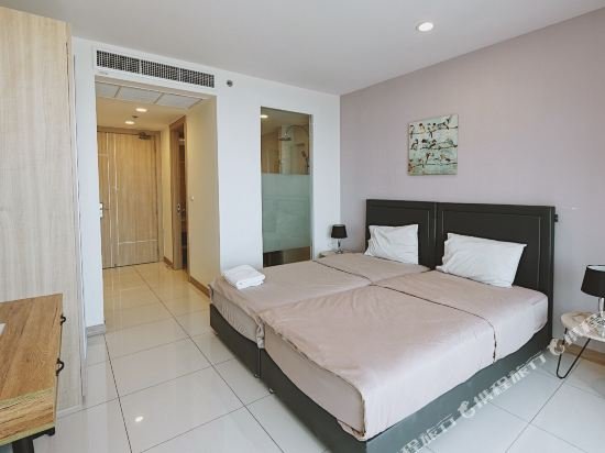 Фото Among Riviera City of Sky Pattaya