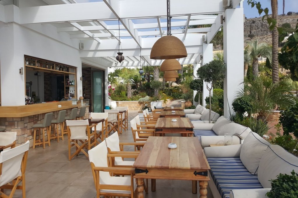 Фото Pefkos View Suites & Maisonette