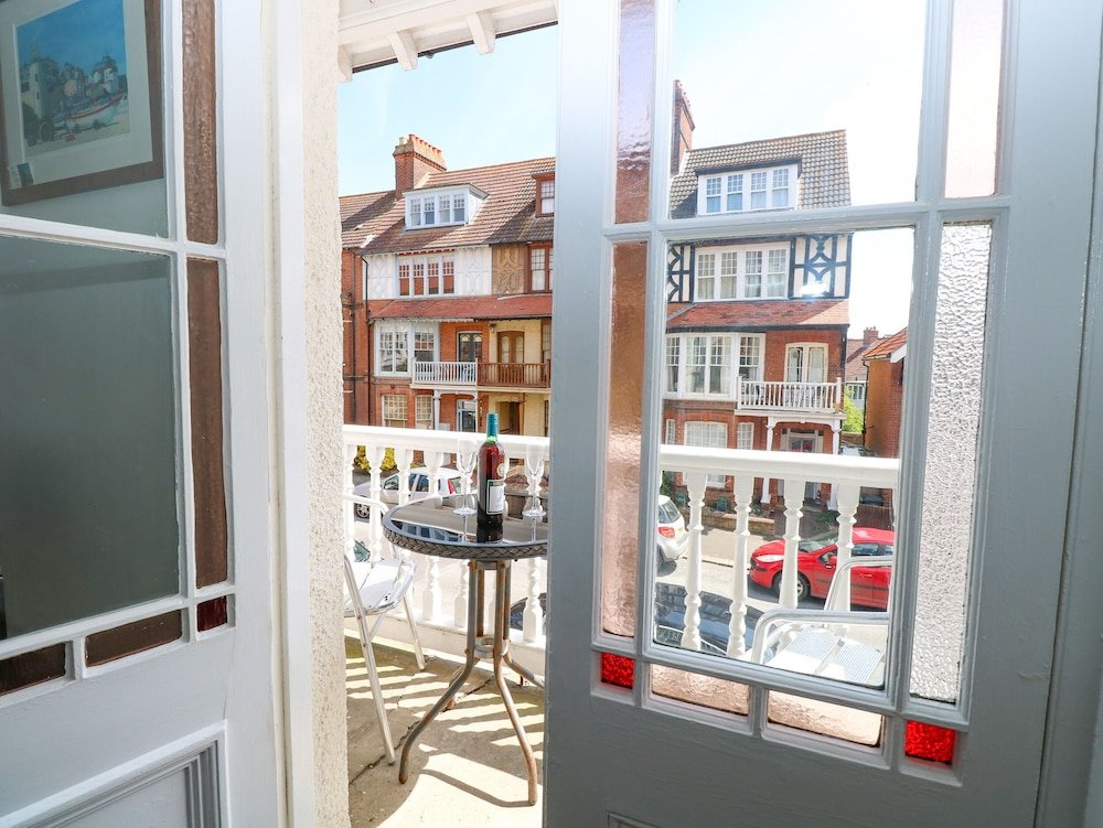 Фото Birch House