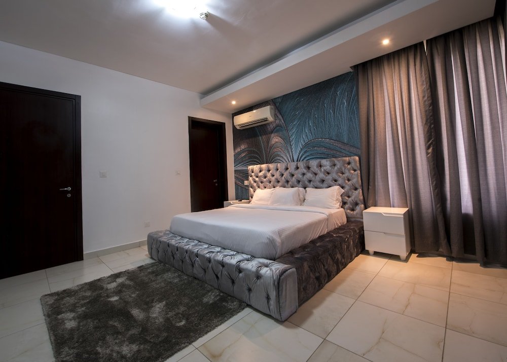Фото Goosepen Suites Ikoyi