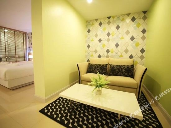 Фото Trebel Service Apartment Pattaya