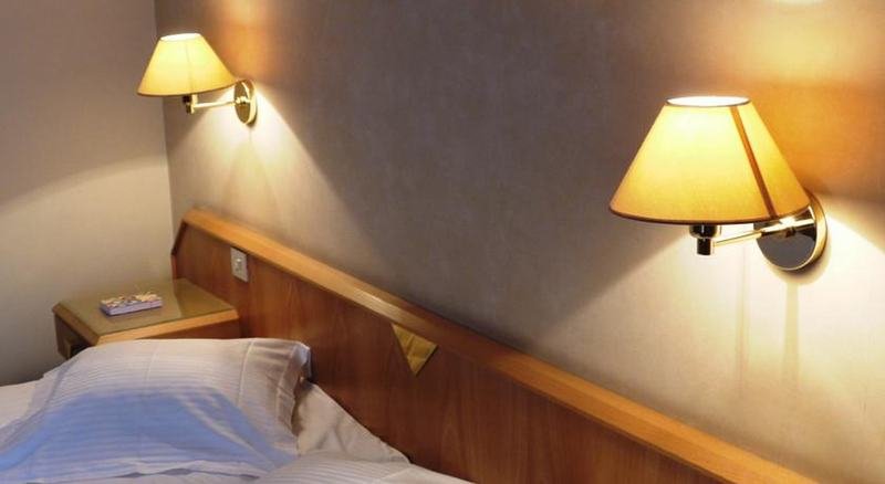 Фото Hilton Garden Inn Brussels City Centre