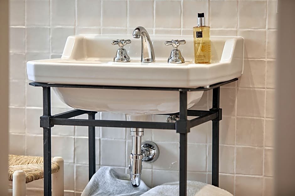 Фото M House Hotel