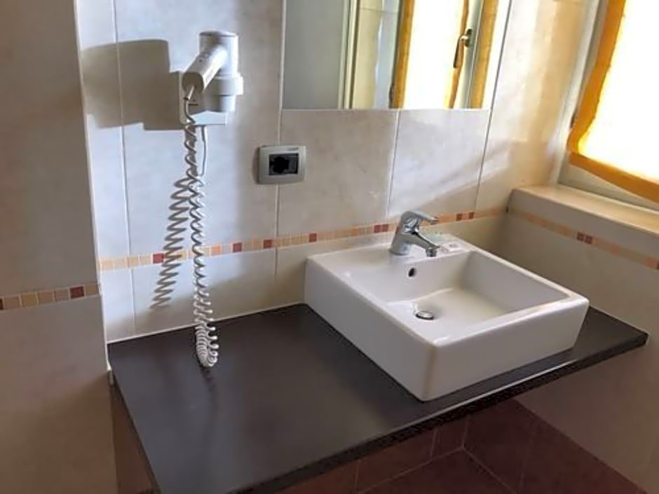 Фото Britannia Excelsior