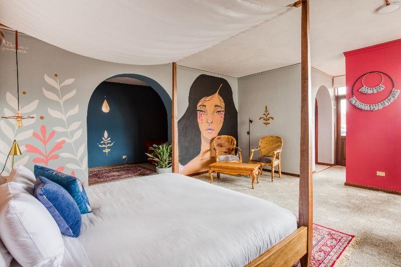 Фото Selina Quito