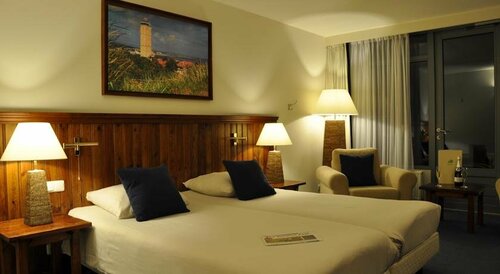 Внешний вид отеля Paal 8 hotel aan Zee в Вест-Терсхеллинге, фото 5