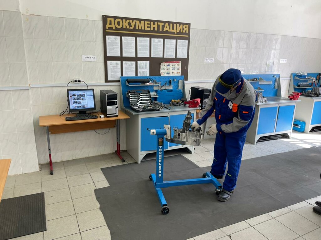 Колледж автомобильного транспорта № 9, колледж, 1й