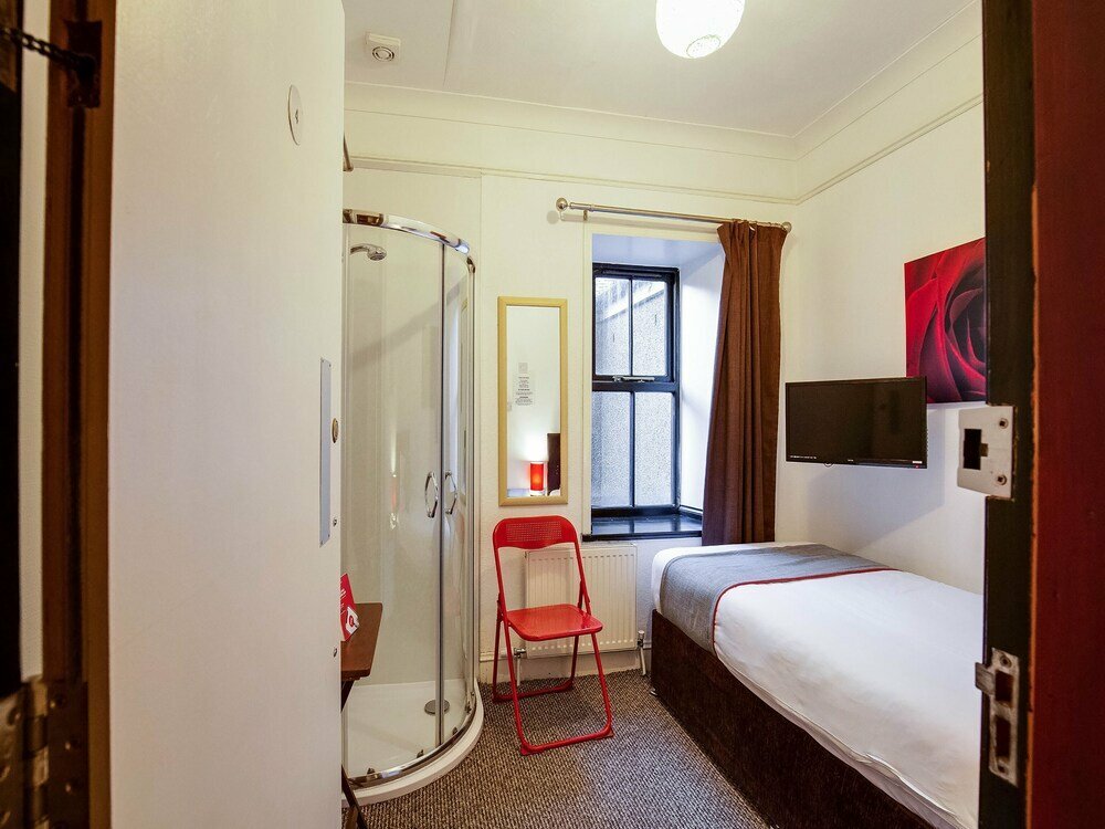 Hotel Lost Guest House Peterhead, Aberdeenshire Council, photo