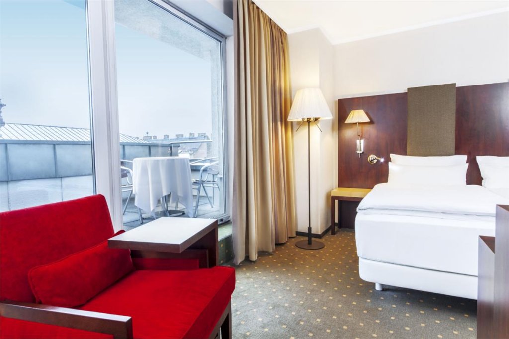 Фото Nh Budapest City