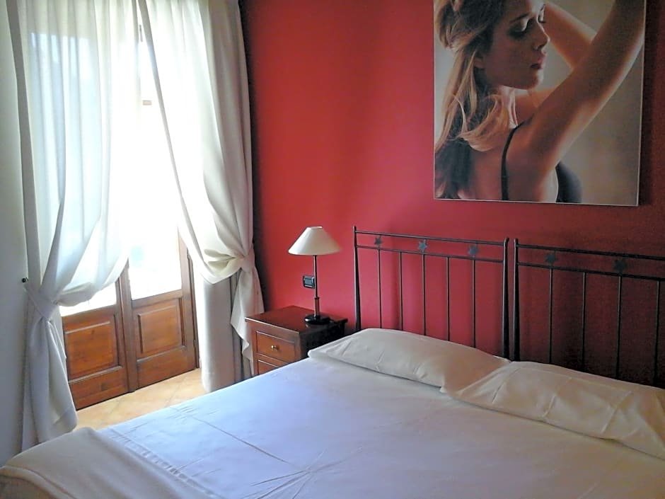 Фото La Contrada