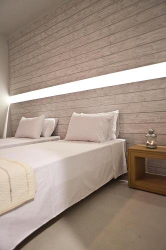 Фото Xanthippi Hotel Apartments