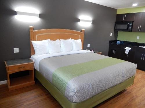 Фото Studio 6 Plano, Tx