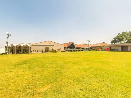 Фото Iscon The Fern Resort & SPA, Bhavnagar