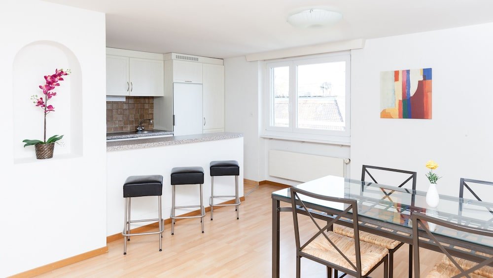 Фото Swiss Star Wiedikon