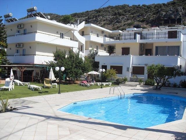 Фото отеля 1