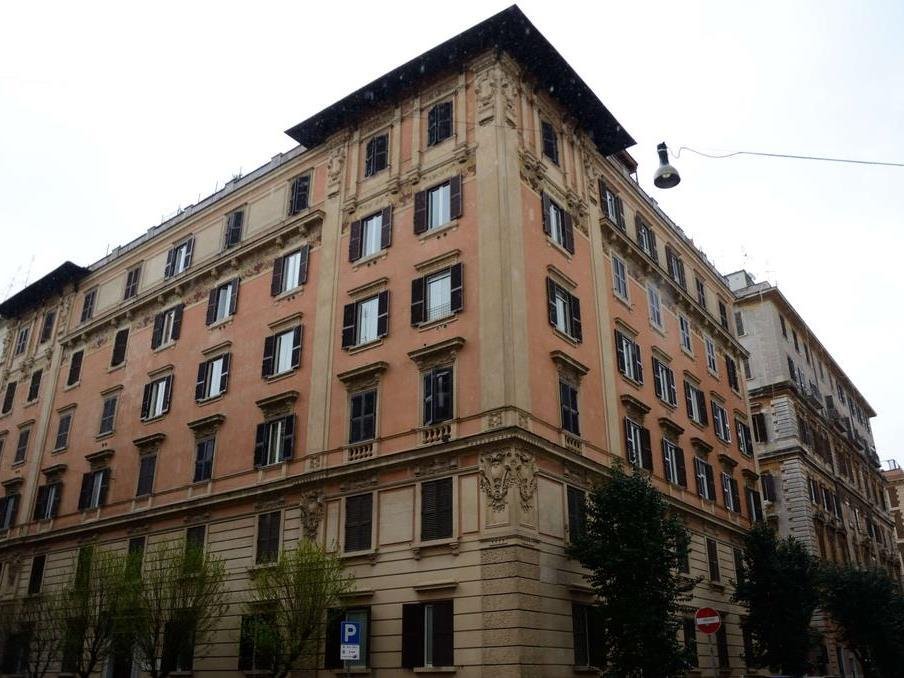 Фото White Vatican