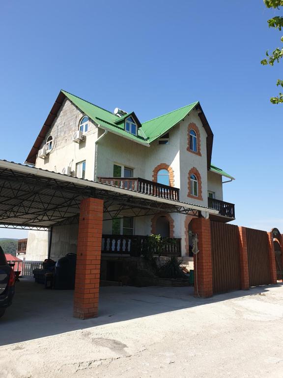 Фото Ласточкино гнездо