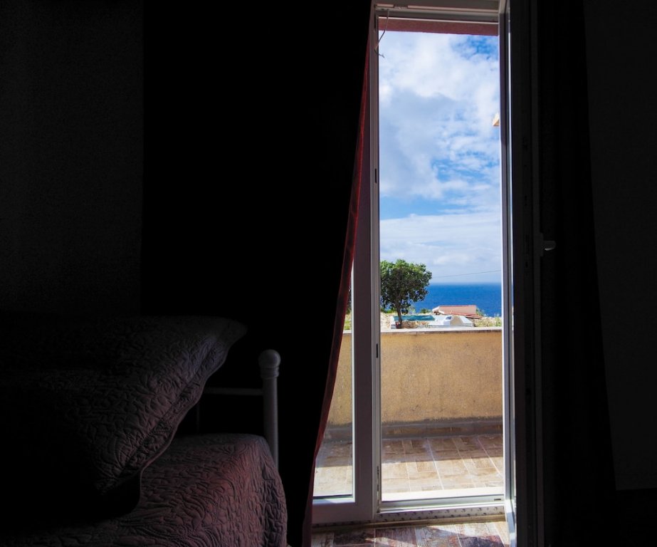 Фото Sandra Apartments