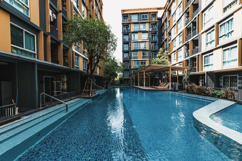 Short-term housing rental Near Bk University Quiet Condo in Rama4, Bangkok, photo