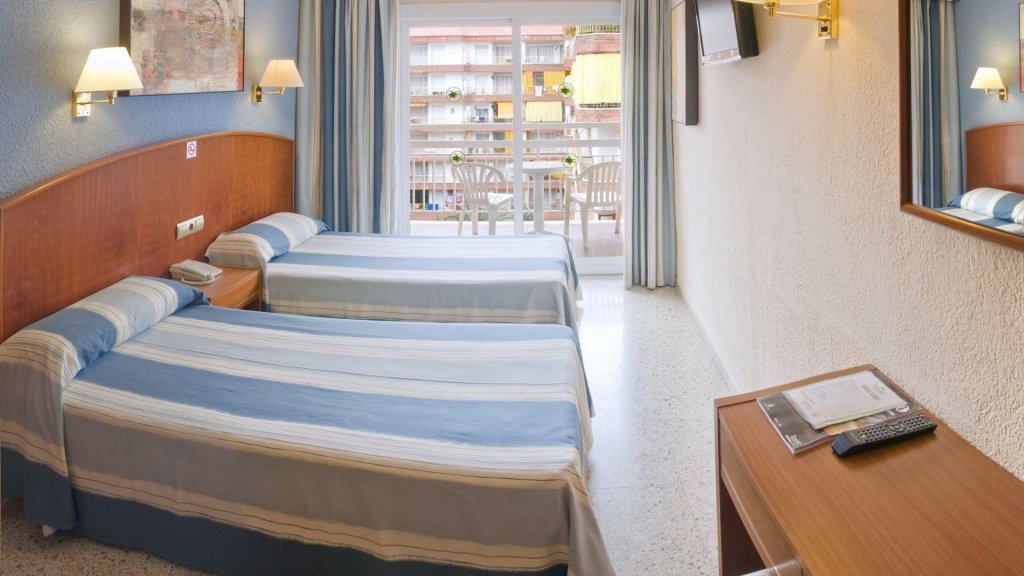 Фото Hotel Ght Oasis Park & SPA