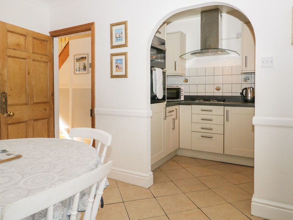 Фото Honeysuckle Cottage