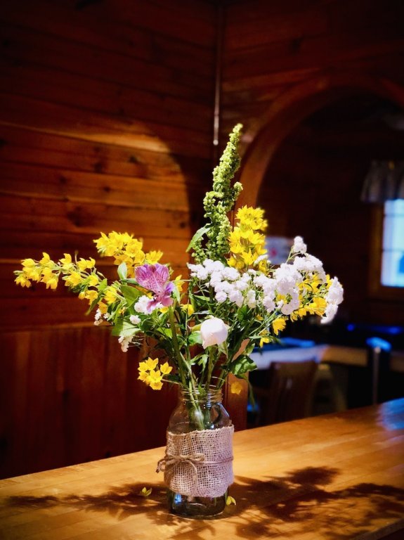 Фото Green Gables Bungalow Court