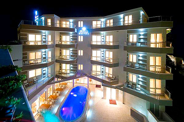 Фото отеля 1