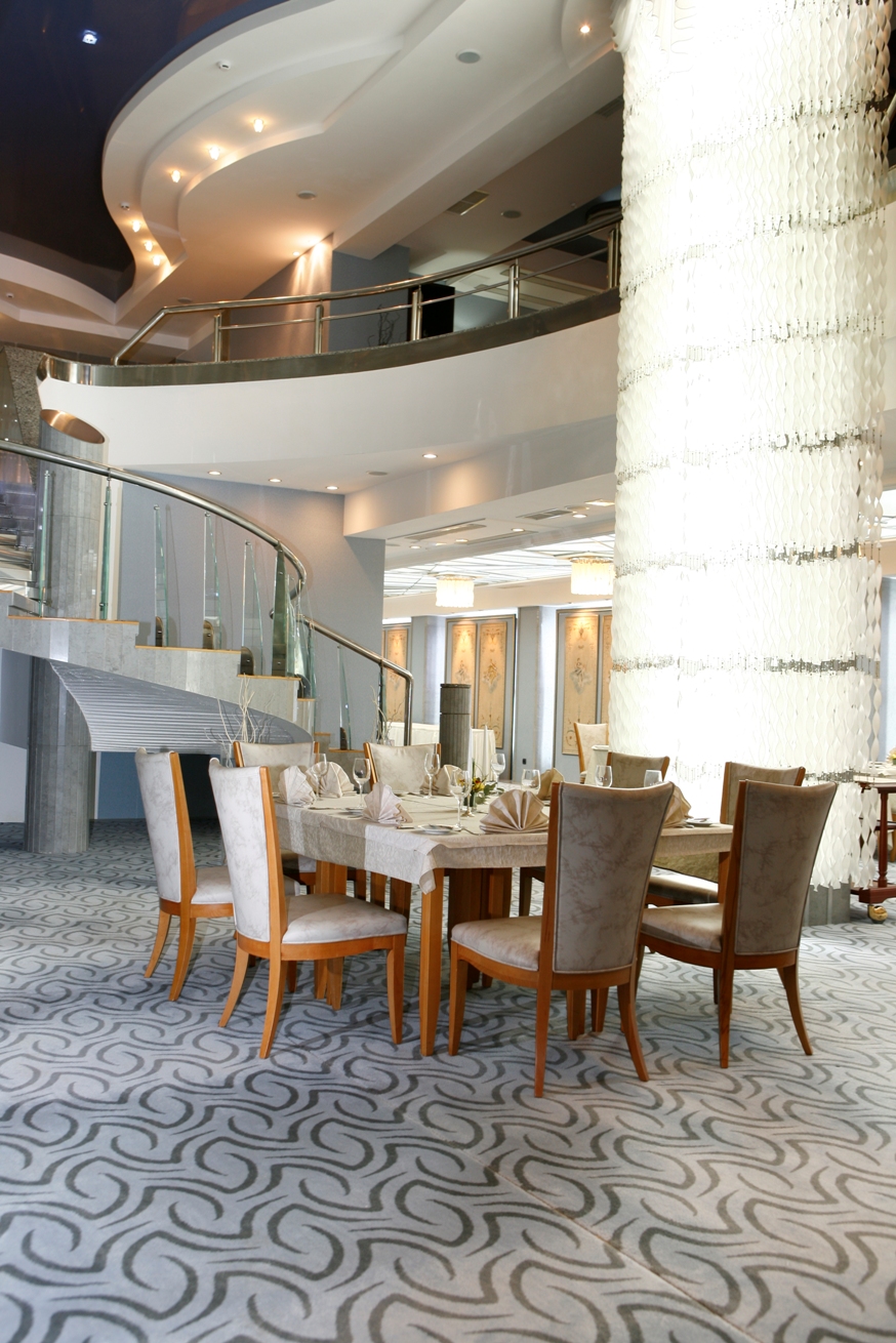 Фото Мартон Пелас