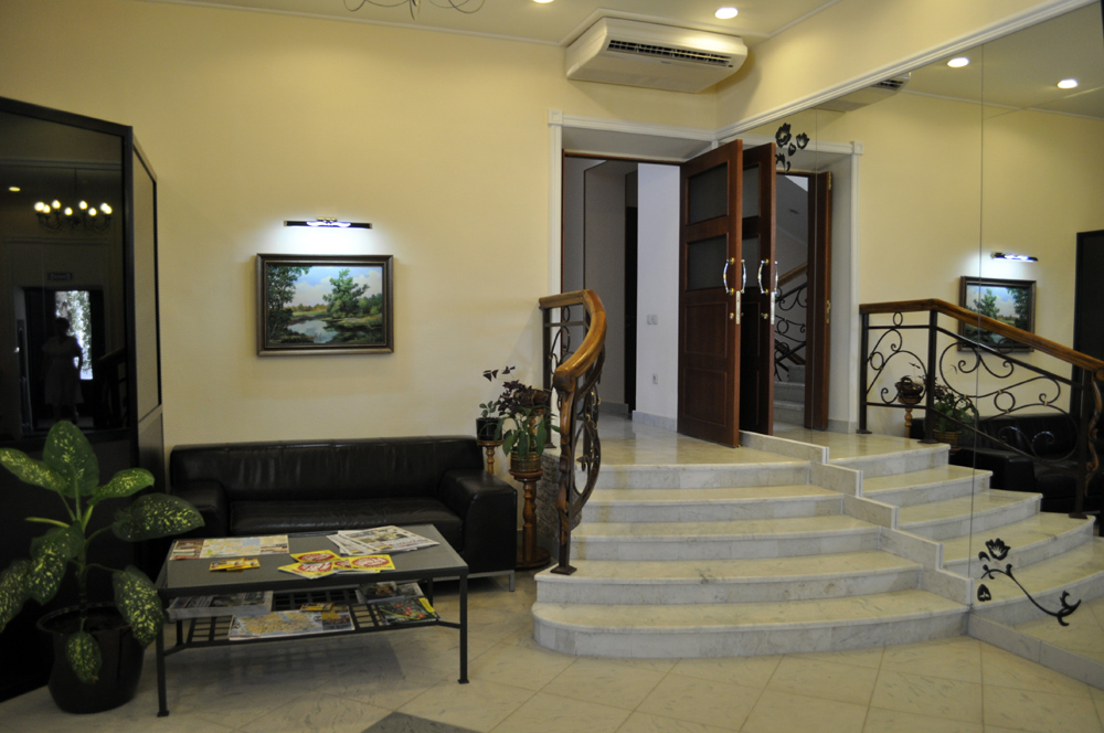 Фото отеля 2