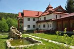 Pansionat Pervotsvit (вулиця Свободи, 367А), resort