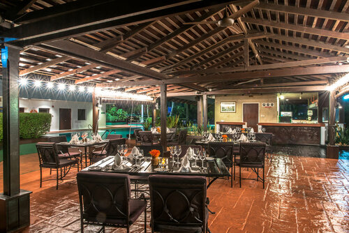 Внешний вид отеля Hilton Kuching в Кучинге, фото 4