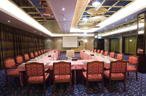 Гостиница Radisson Blu Hotel & Resort Abu Dhabi Corniche в Абу-Даби