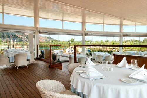 Внешний вид отеля Hilton Dalaman Sarigerme Resort & SPA в Ортадже, фото 2