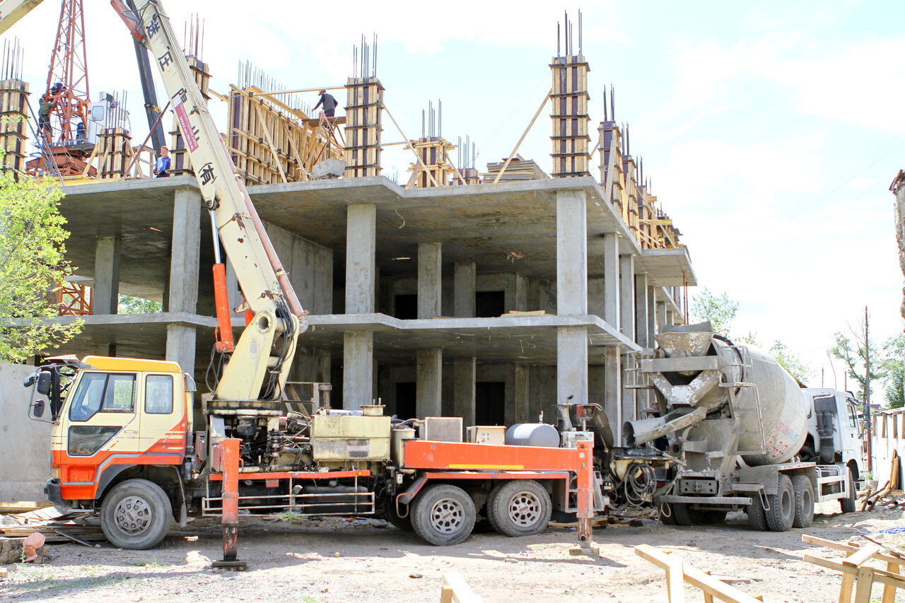 Бетононасос для заливки бетона