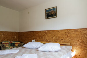 Usadba Baksan (Autonomous Republic of Crimea, Belogorskiy rayon, Zelenogorskiy selskiy sovet, selo Ovrazhki), hotel
