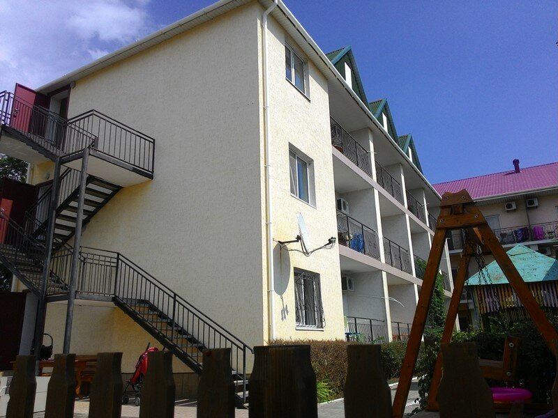 Набережная штормовое крым