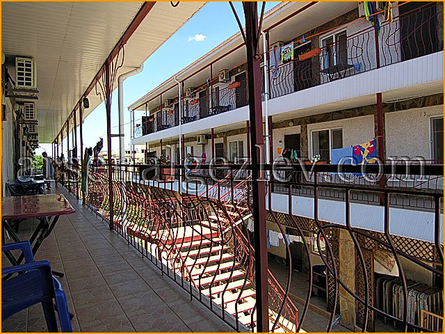 Фото отеля 3