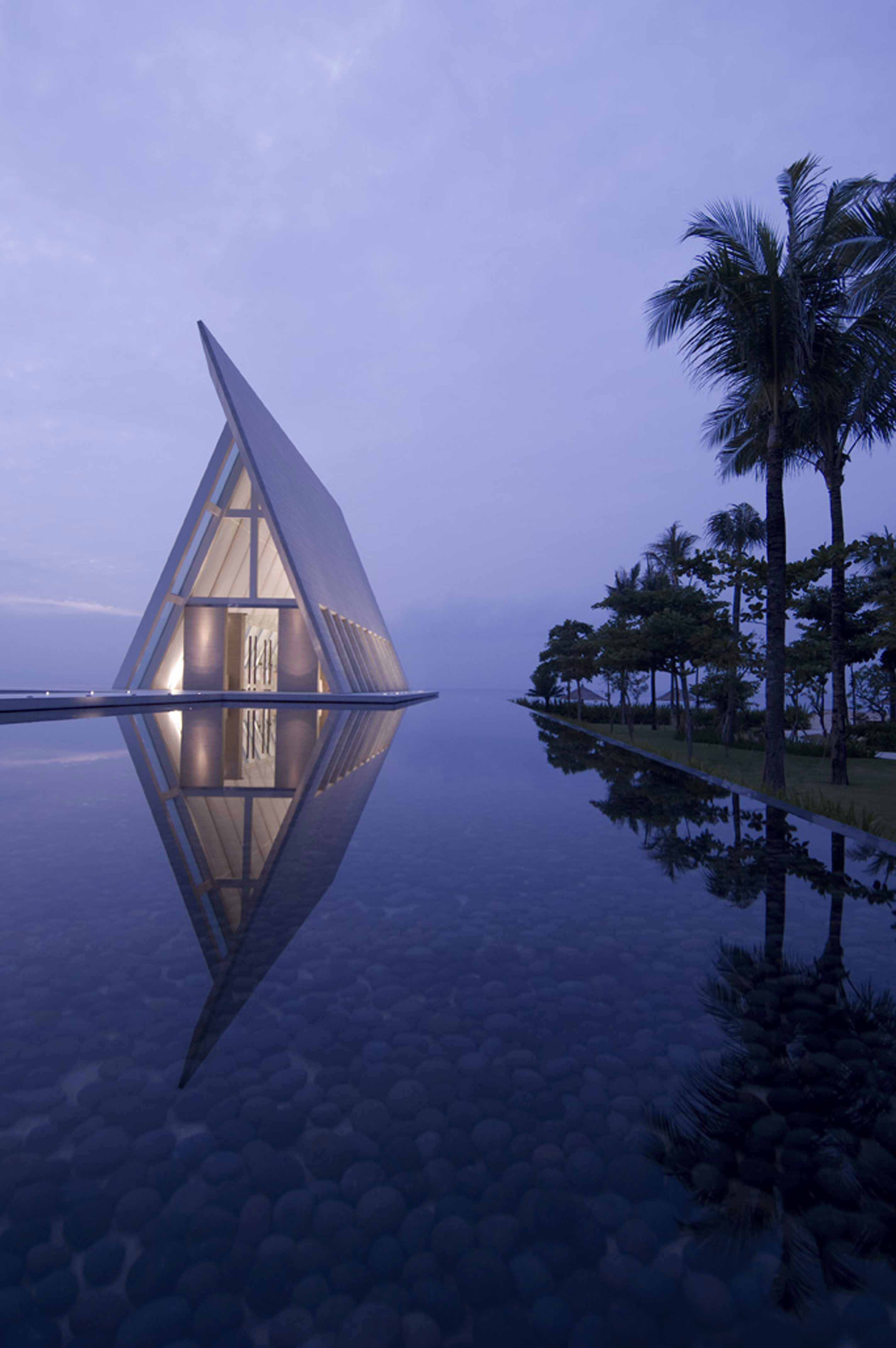 Фото Conrad Bali