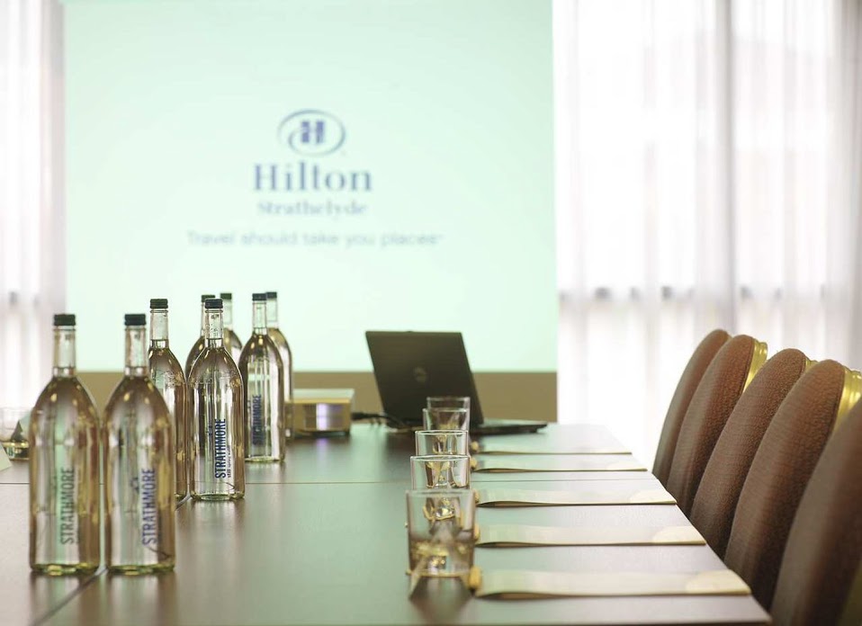 Фото DoubleTree by Hilton Glasgow Strathclyde