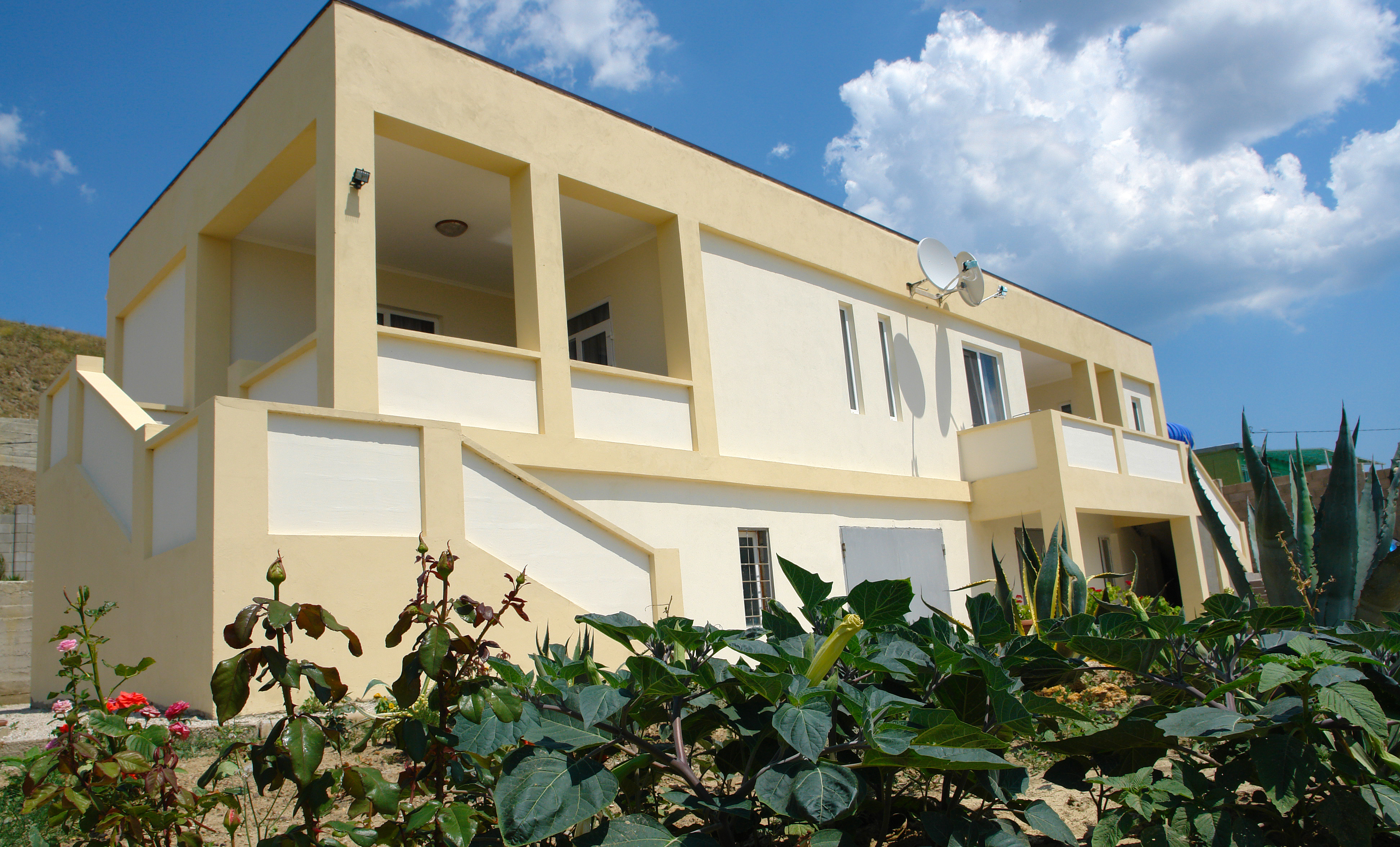 Фото отеля 2