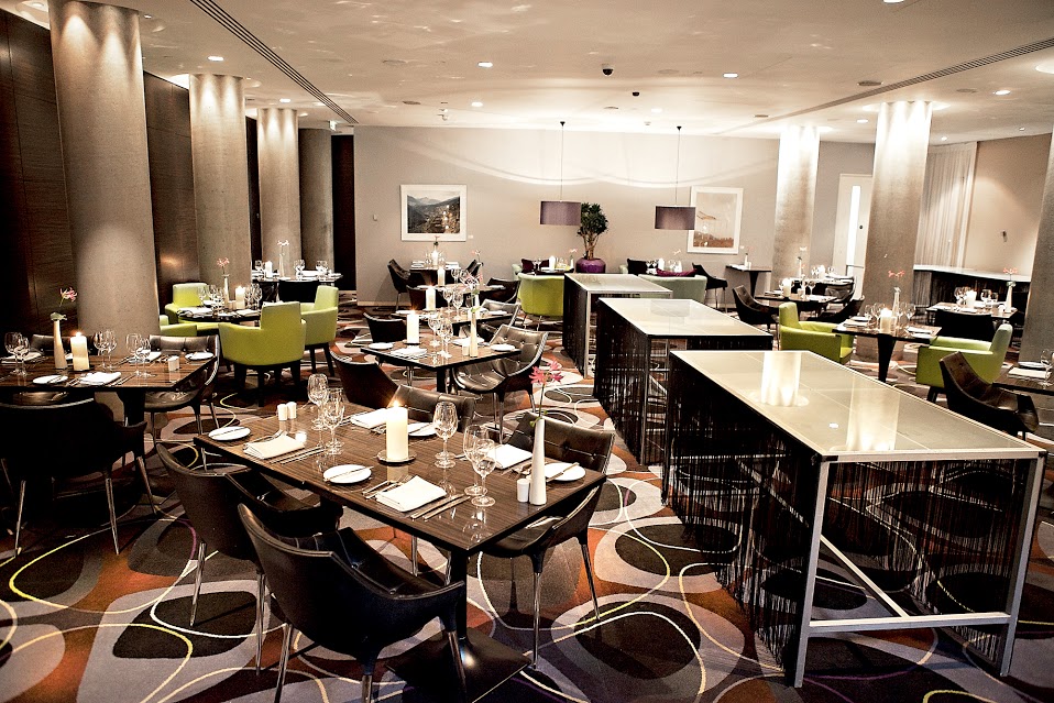 Фото The Trafalgar St. James London, Curio Collection by Hilton