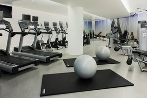 Гостиница DoubleTree by Hilton Amsterdam Centraal Station