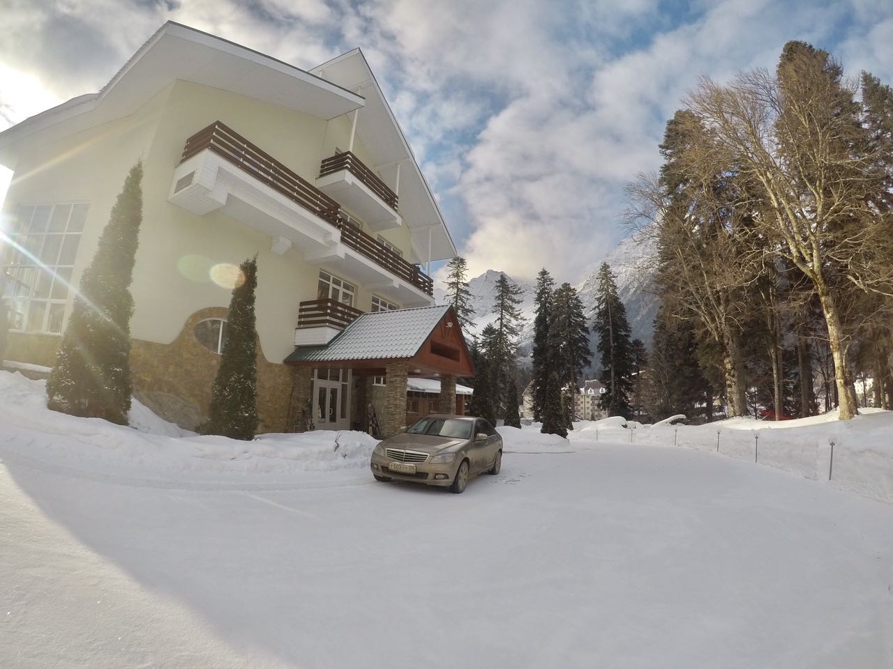 Фото отеля 2