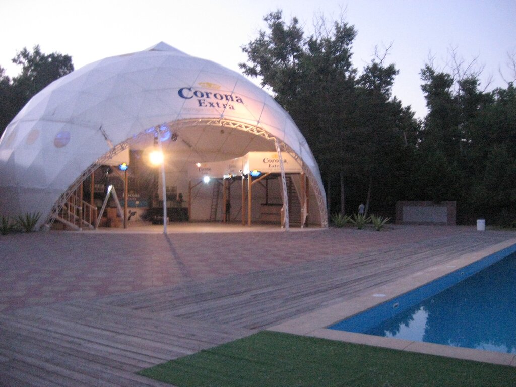 Эмбарго клуб