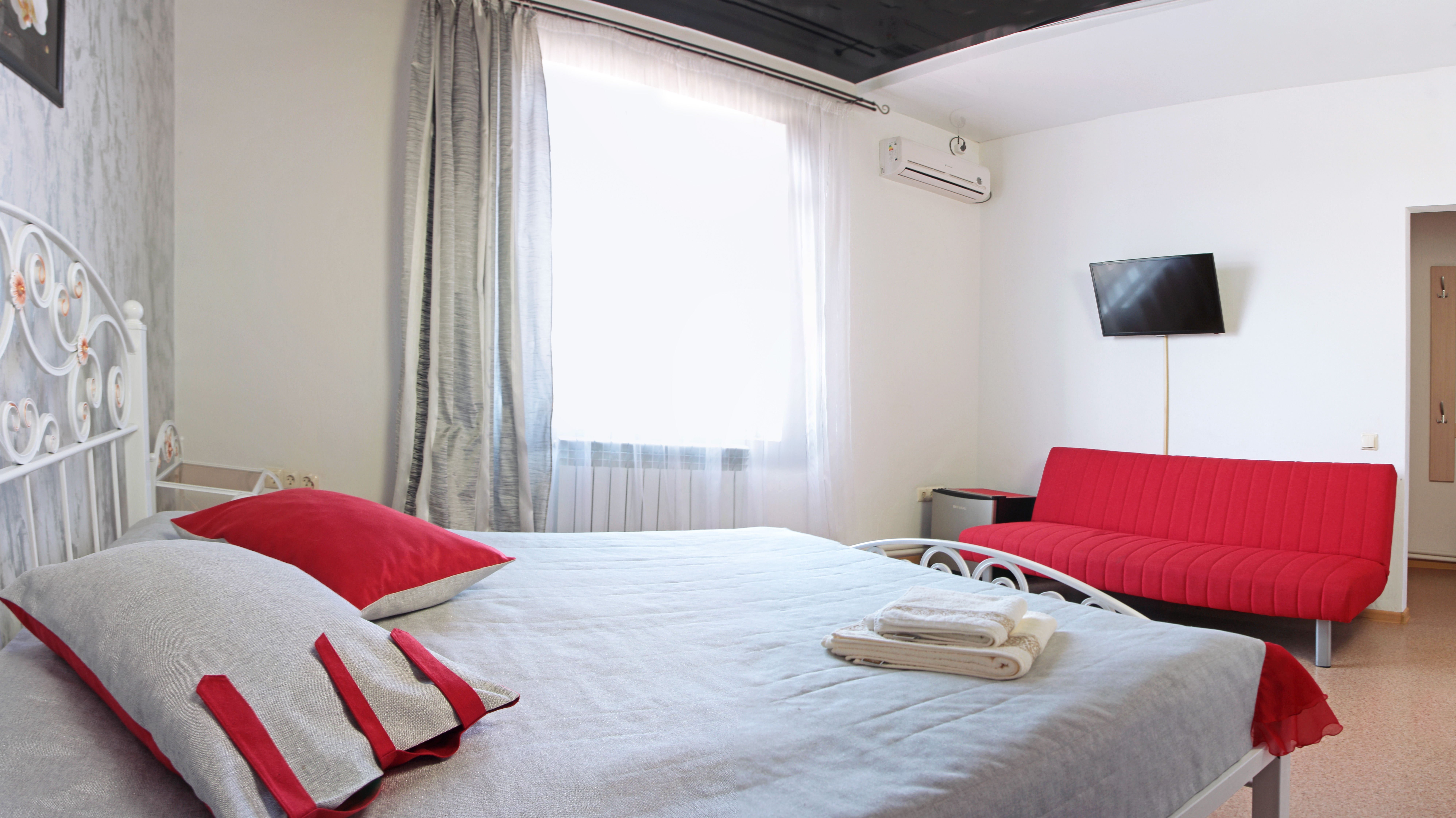 Фото Славия