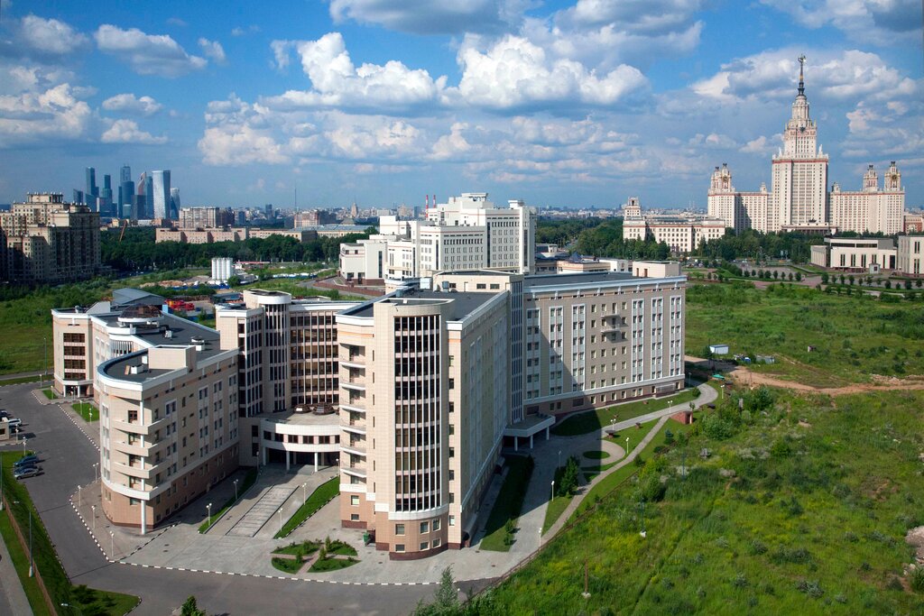 Больница для взрослых Медицинский научно-образовательный центр МГУ имени М. В. Ломоносова, Москва, фото