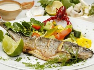 Poplars Restaurant (Zakarpatska Region, Khust District, selyshche miskoho typu Mizhhiria) ، مطعم
