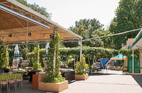 Зеленая горка большая садовая ул 45б фото cafe's Zelenaya gorka in specifics, Bolshaya Sadovaya Street, 45Б - Yandex Maps